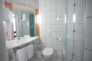 Отель Ibis Kaunas Centre Каунас Стандартный двухместный номер с 1 кроватью-1